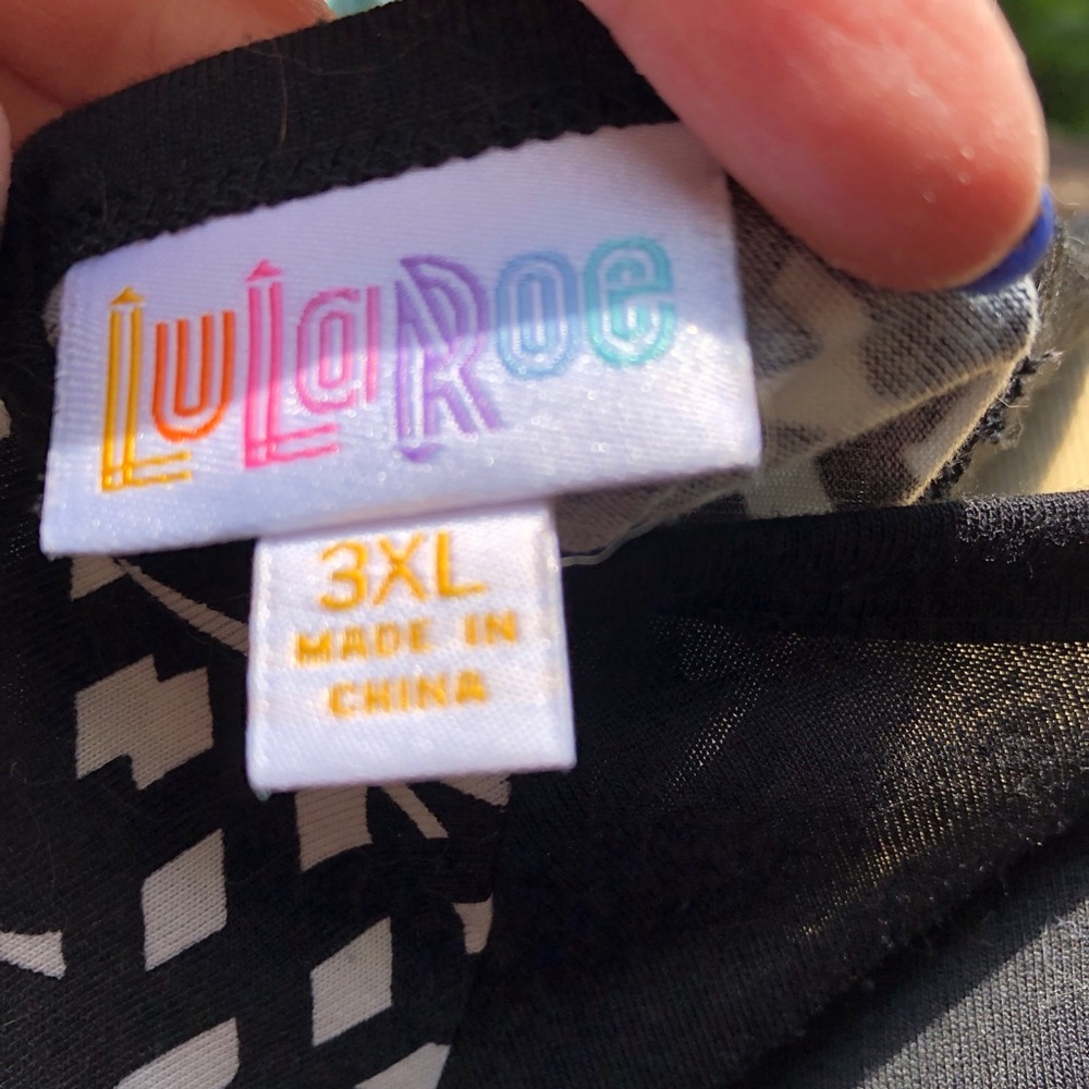 LuLaRoe Black and white pattern Randy - Picture 3 of 7